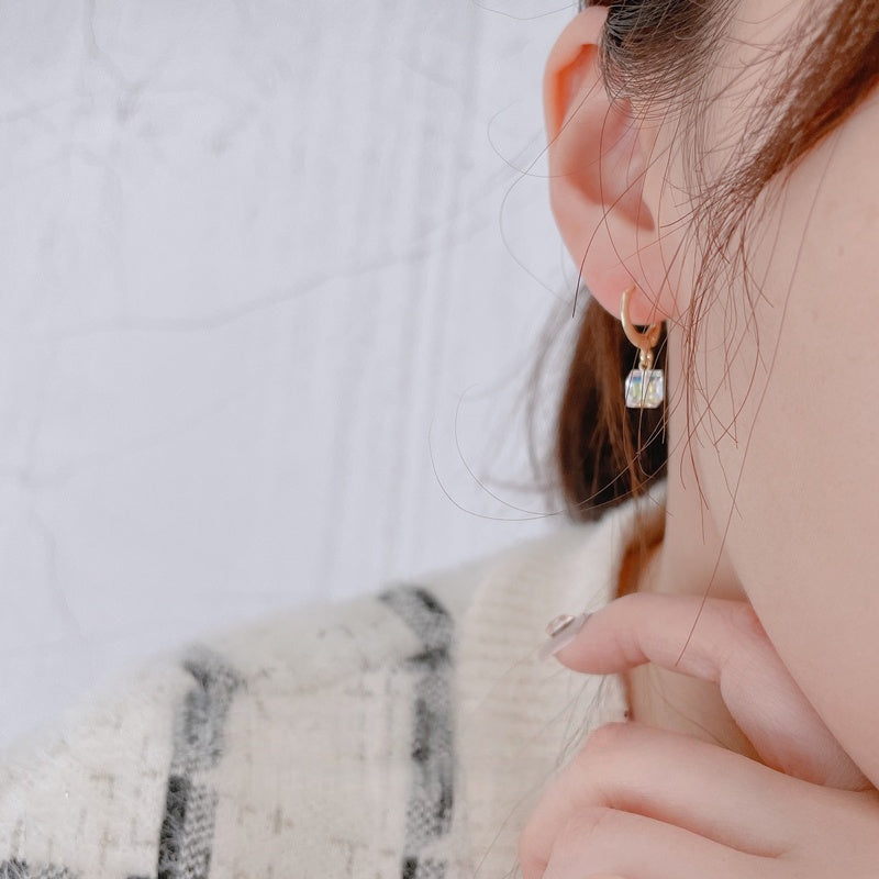 Aurora Cube Crystal Earrings Clear