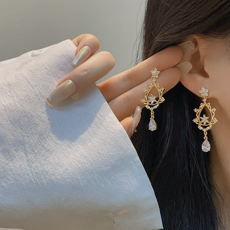 art deco dangle earrings