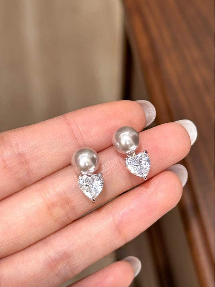 vintage pearl drop earrings