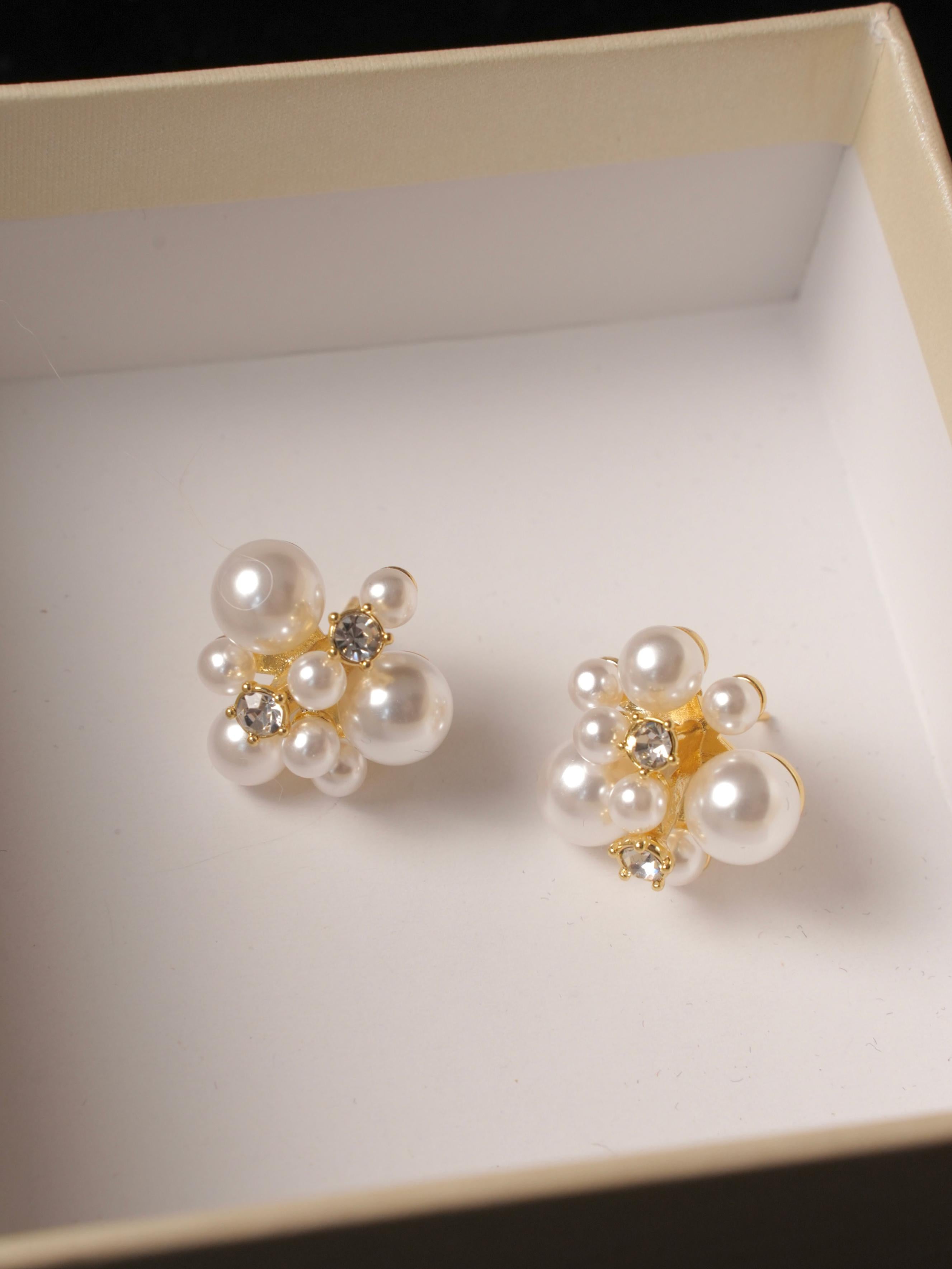 antique floral stud earrings