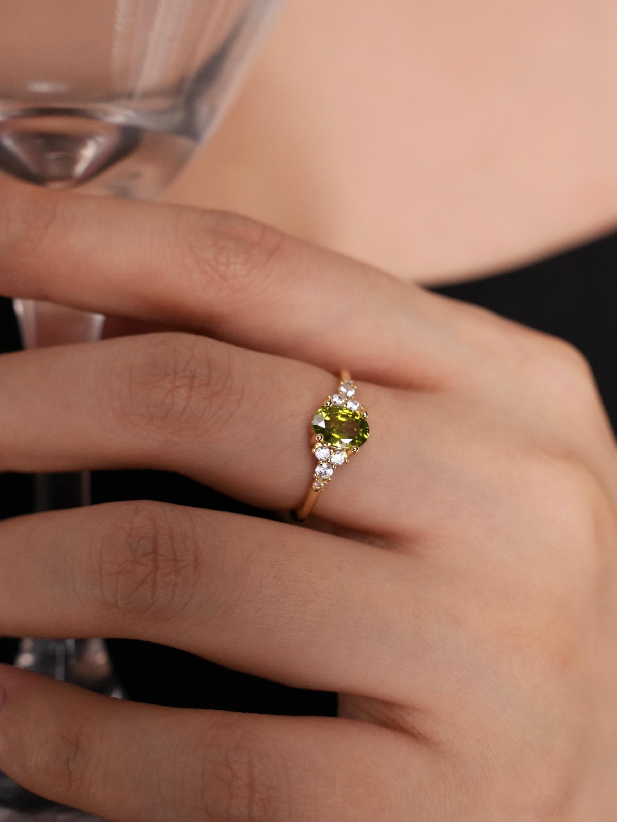 Vintage Olive Green Gemstone Ring Fine Jewelry