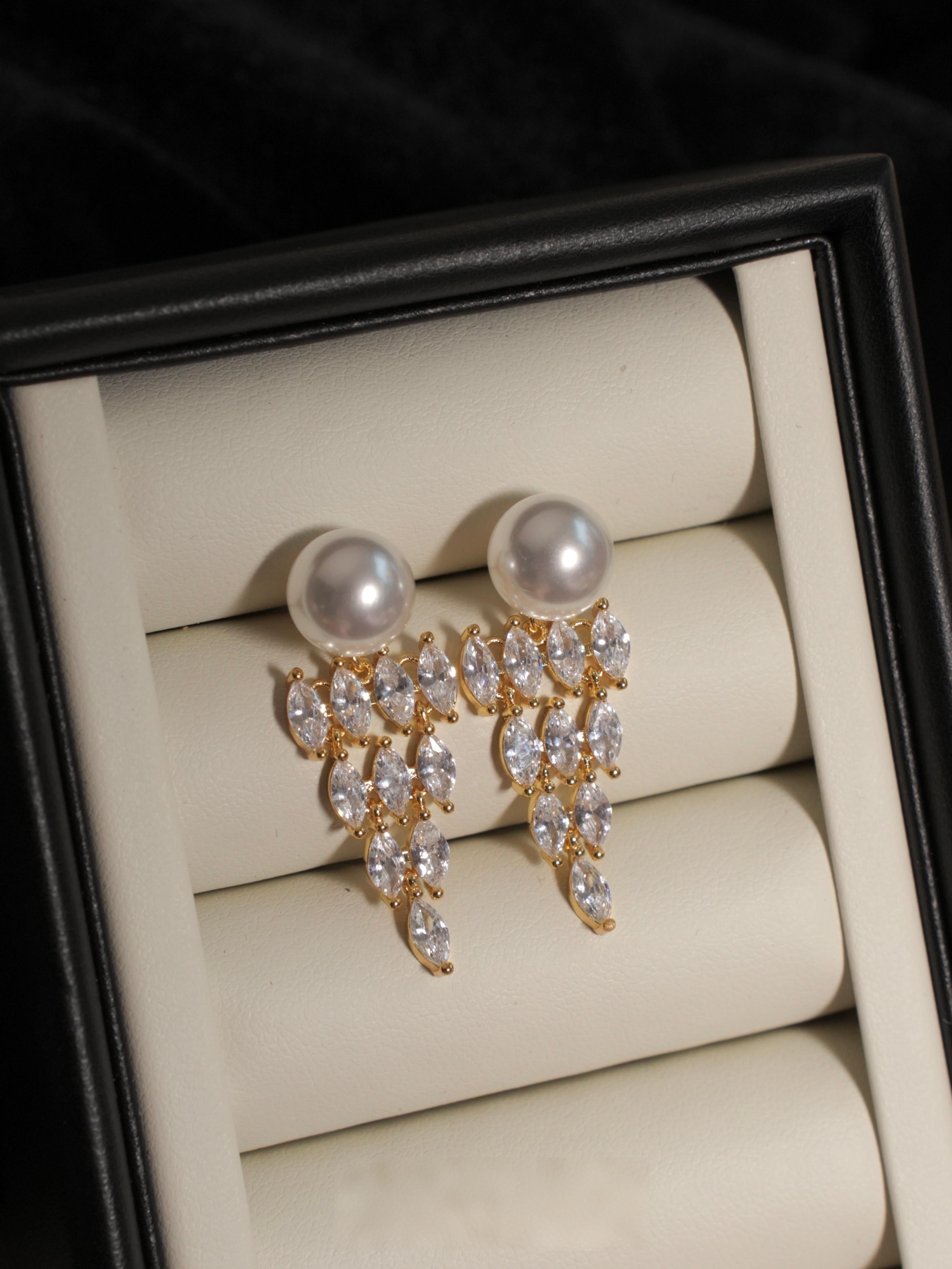 bridal teardrop earrings