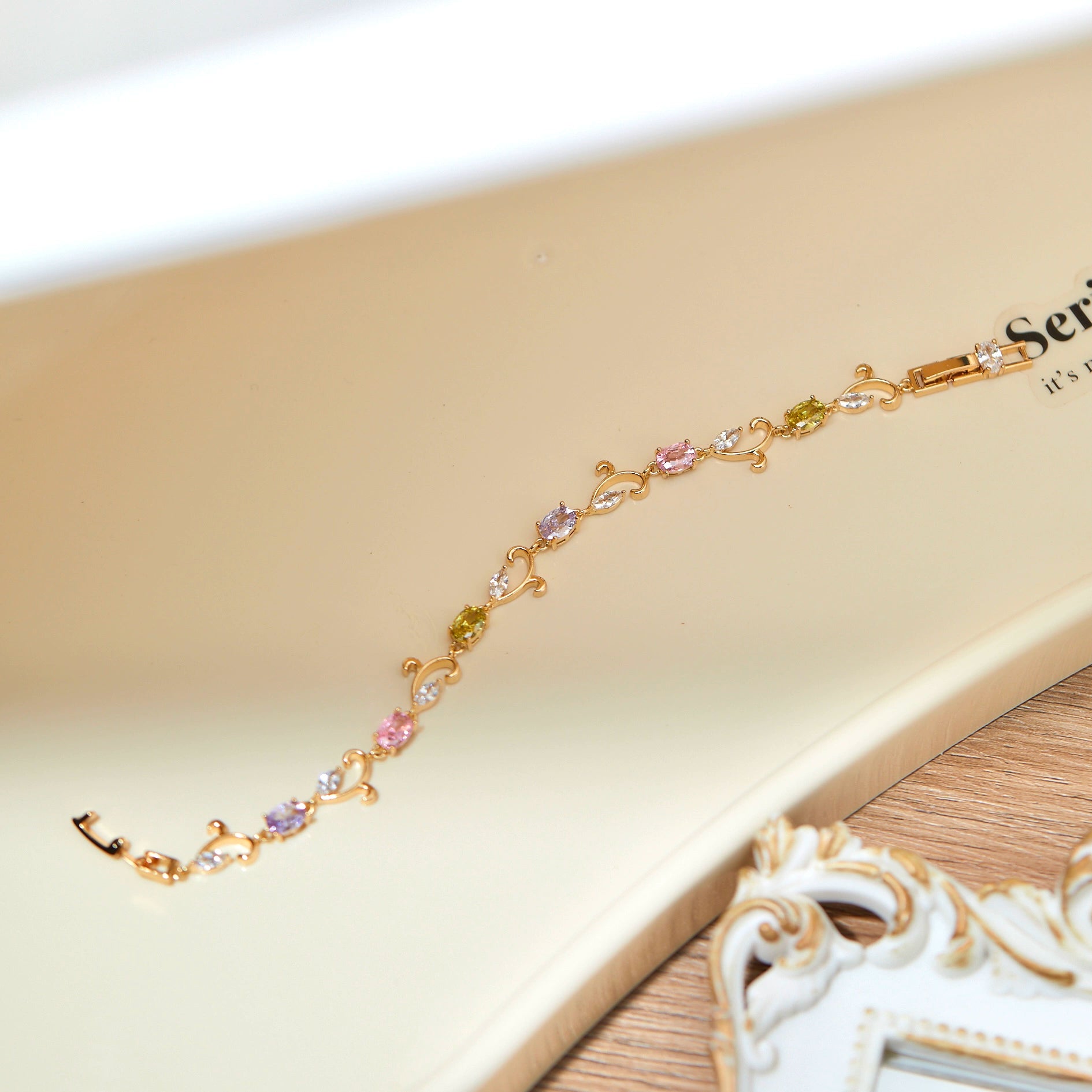 Secret Garden Olive Green Zircon Candy-Colored Bracelet – Unique Vintage-Inspired Luxury Jewelry