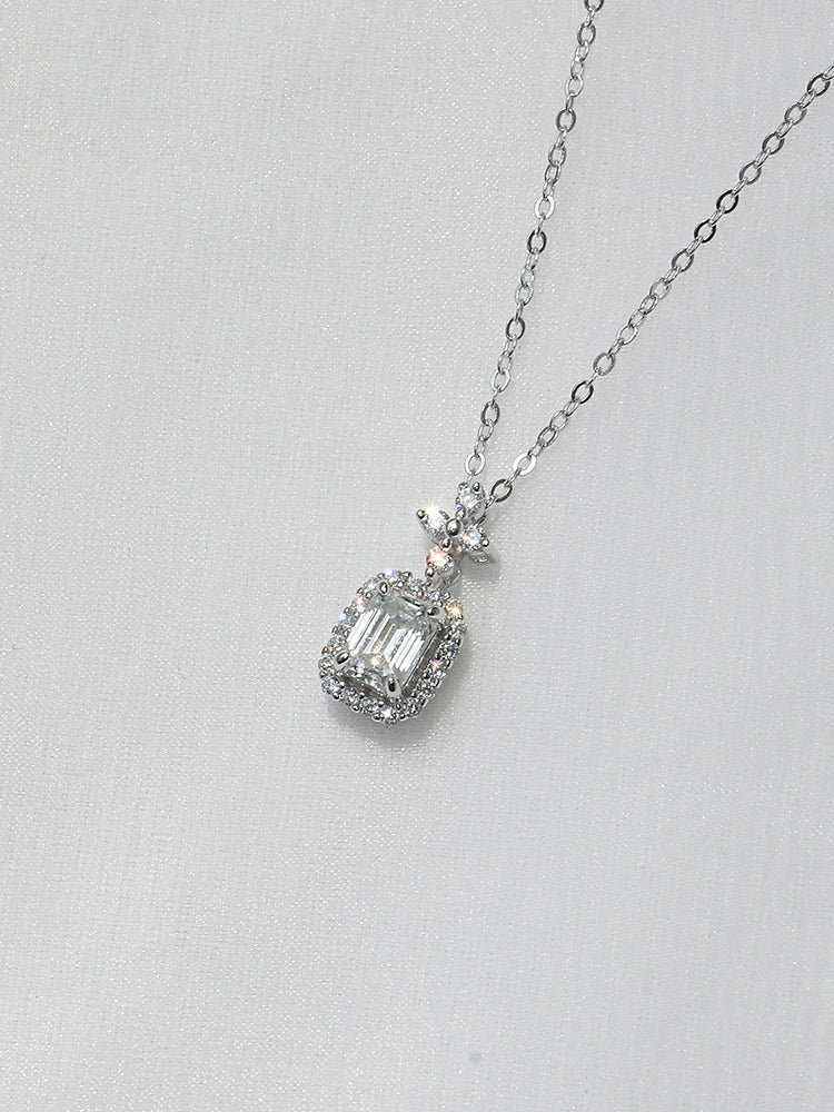 1CT Moissanite S925 Sterling Silver Perfume Bottle Emerald-Cut Pendant Necklace