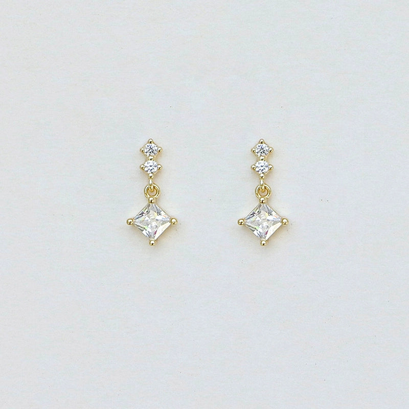 S925 Sterling Silver Starry Sparkle Stud Earrings