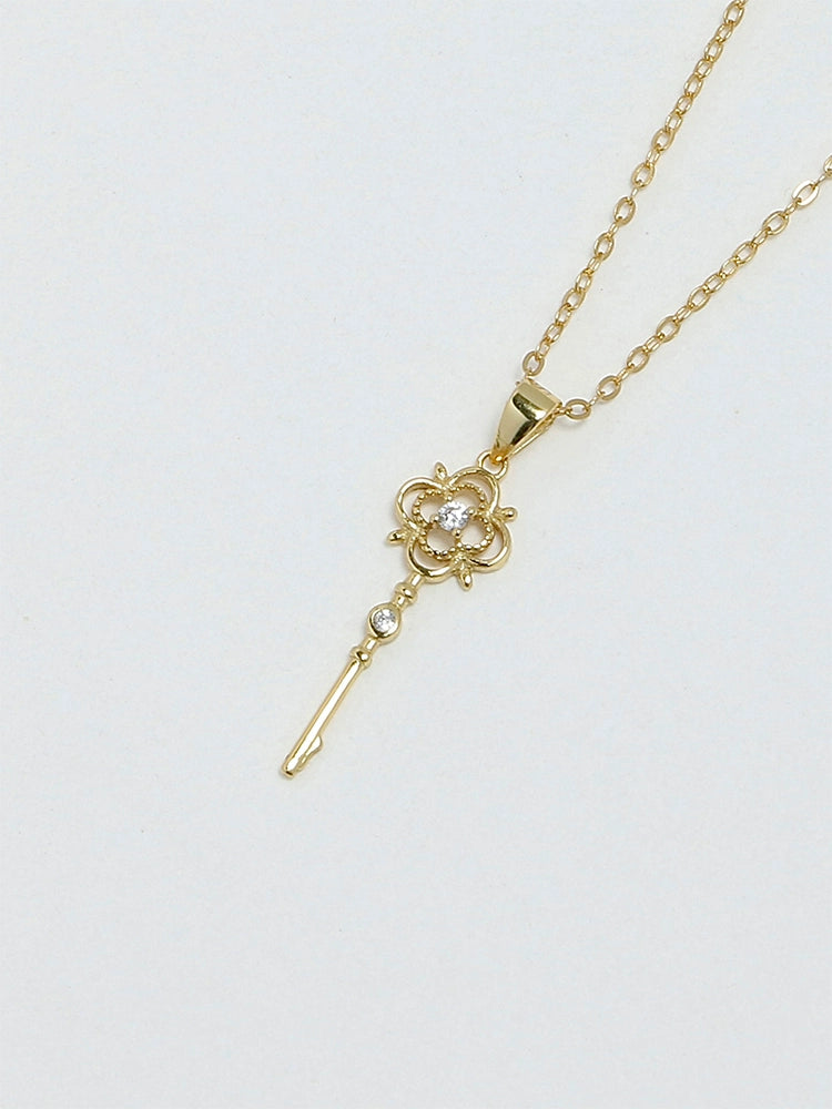 S925 Sterling Silver Vintage Key Pendant Necklace