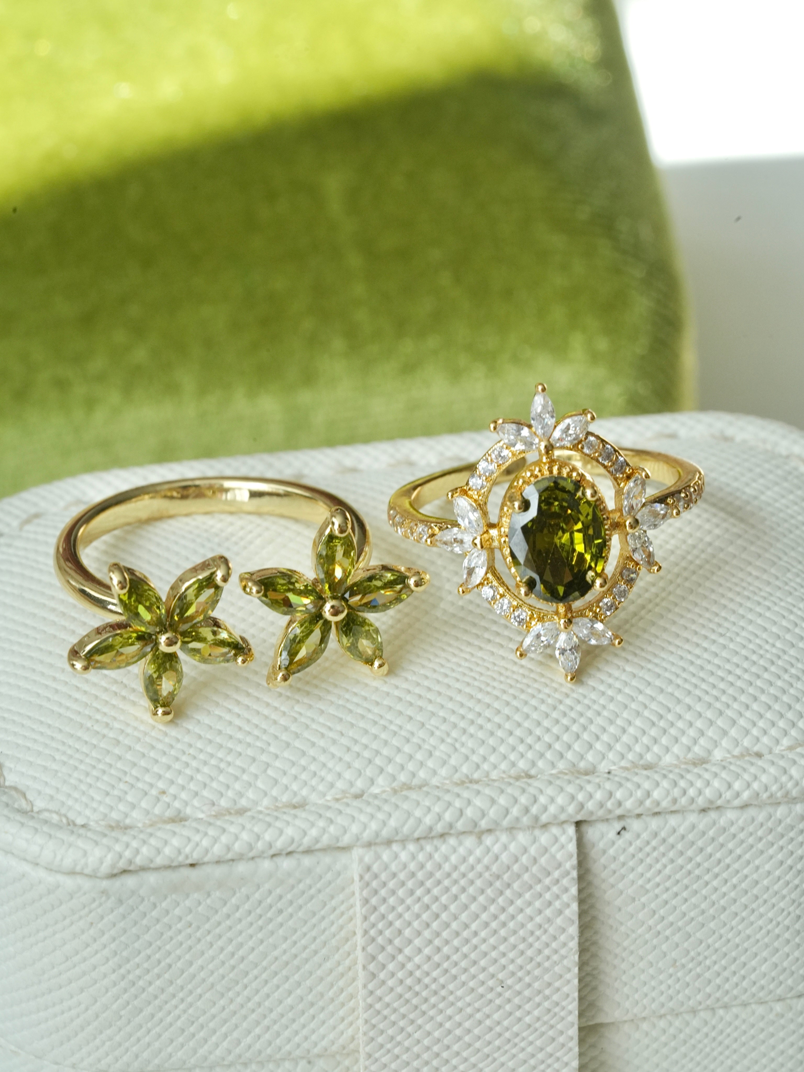 Rhein Town Vintage Olive Green Open Ring