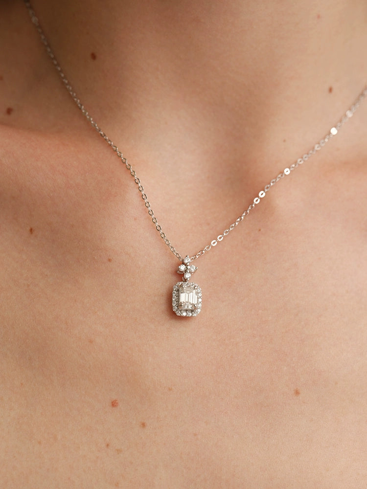 1CT Moissanite S925 Sterling Silver Perfume Bottle Emerald-Cut Pendant Necklace
