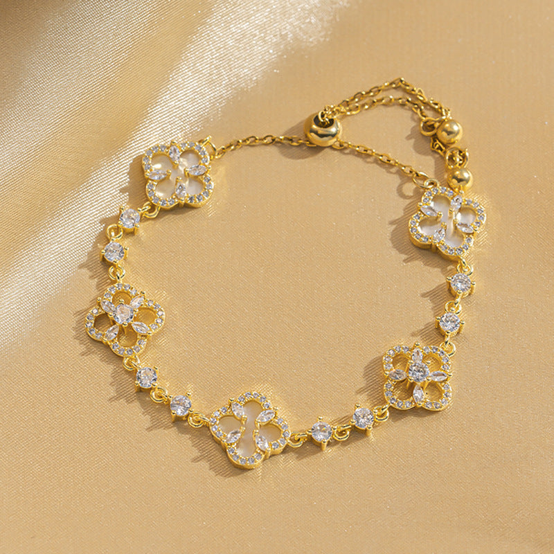 Sakura Cleef Bracelet