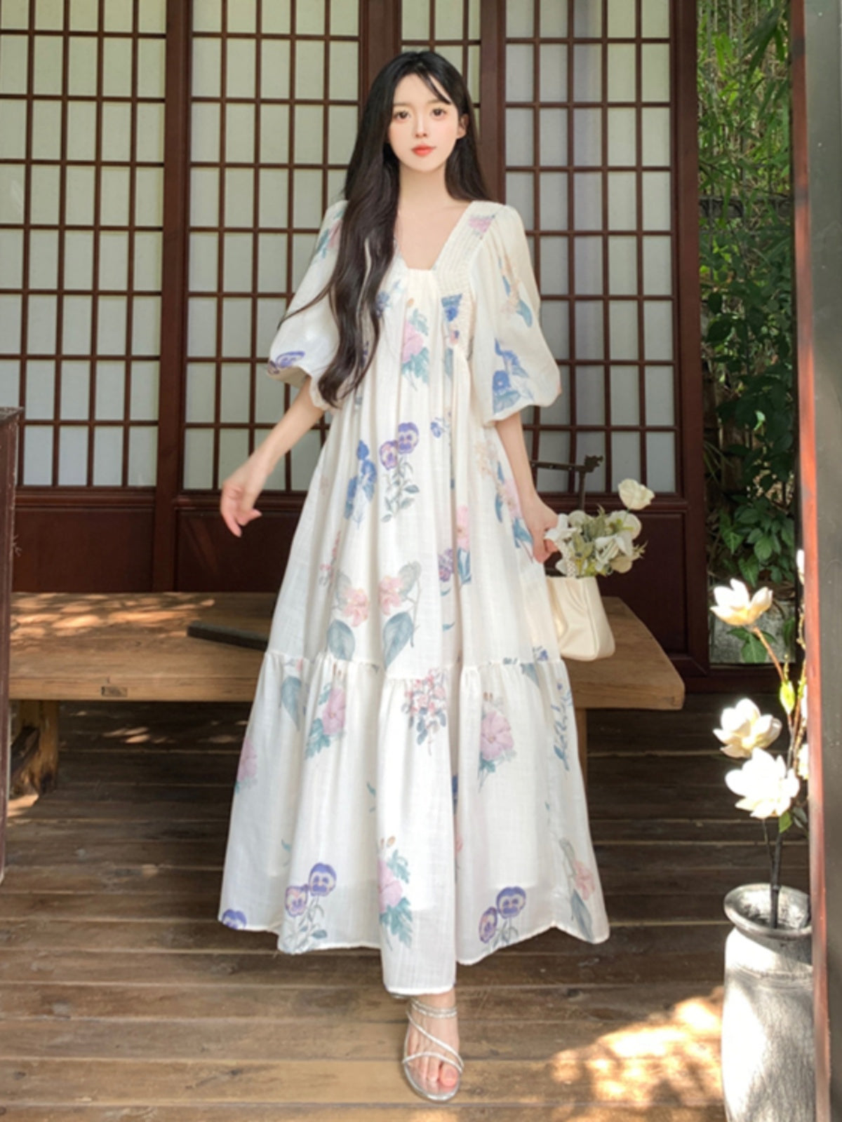 Vintage V-Neck Floral Tea Dress – French Plus Size Maxi for Beach Holidays gunne sax vintage dress