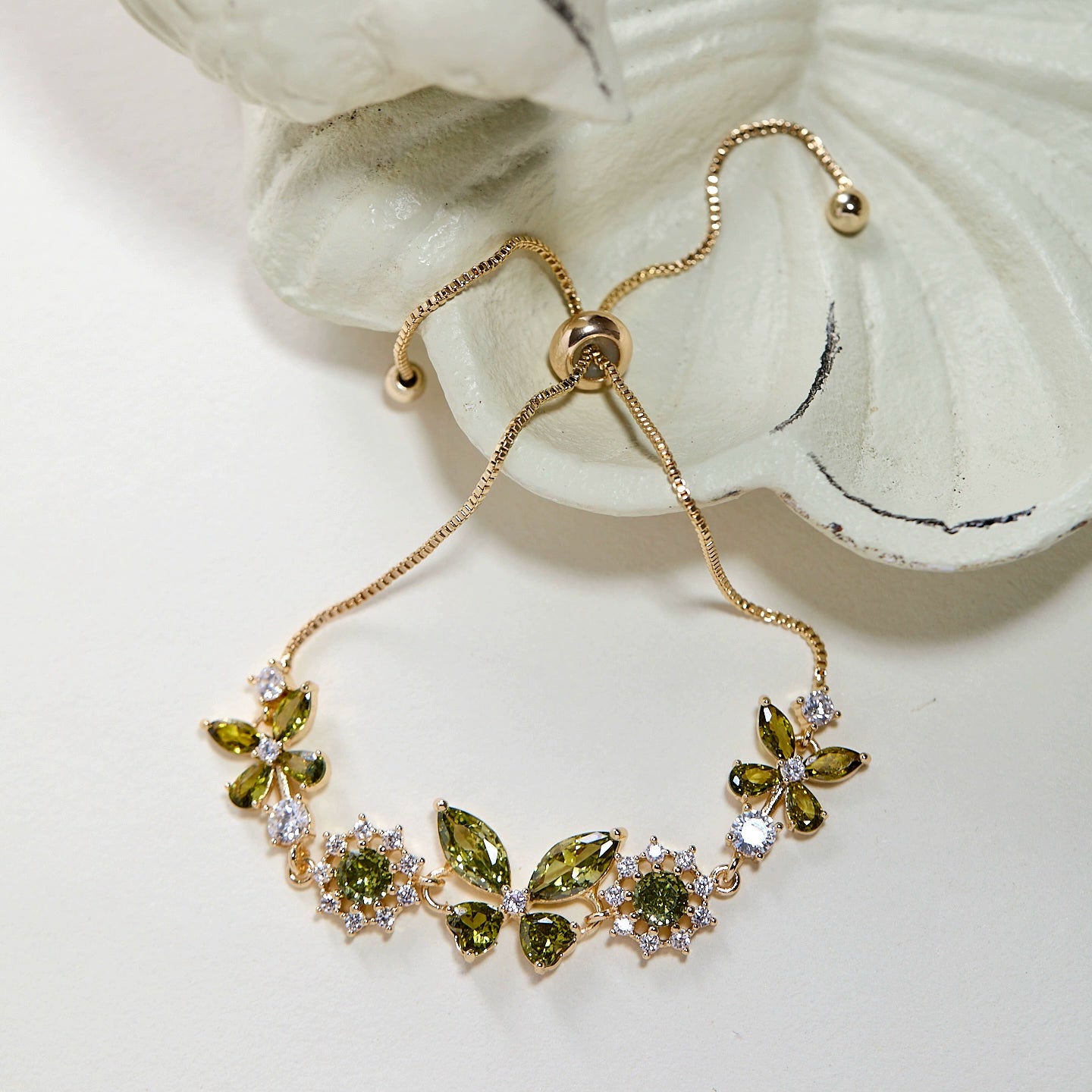 Original “Misty Forest” Butterfly Bracelet – Vintage Olive Green Zircon Jewelry, Unique Nature-Inspired Design