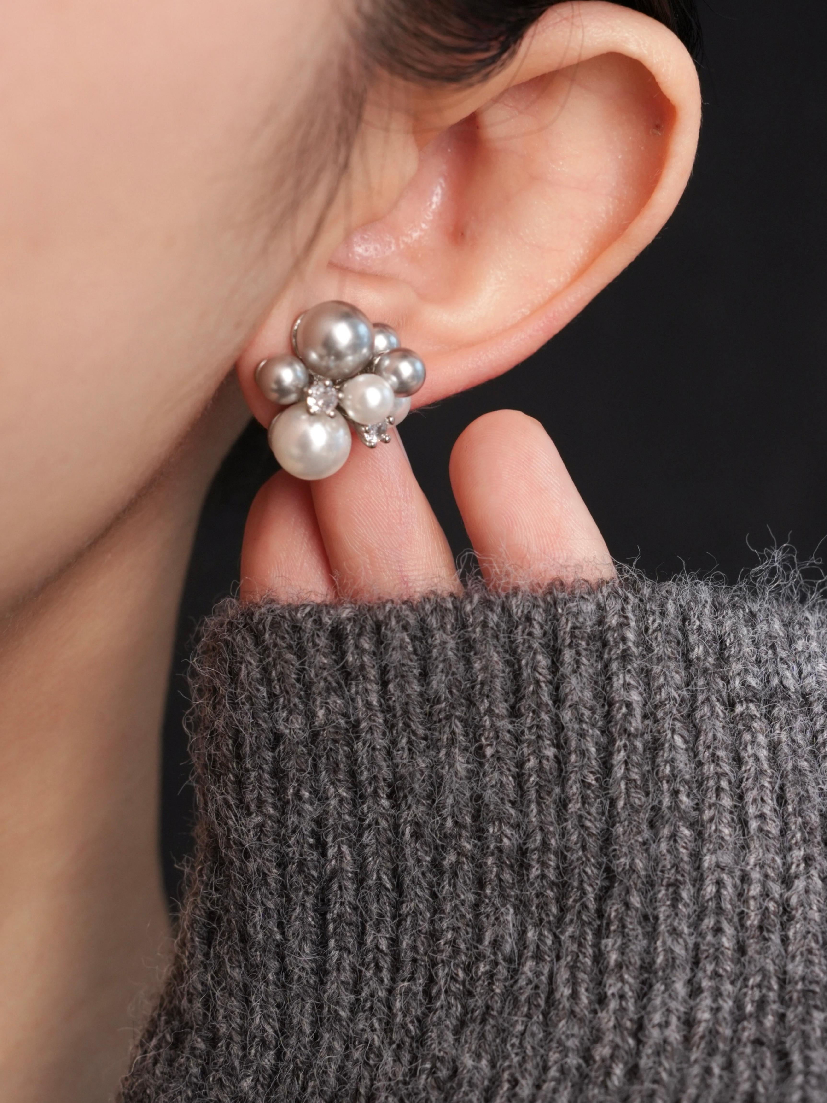 Simone Earring
