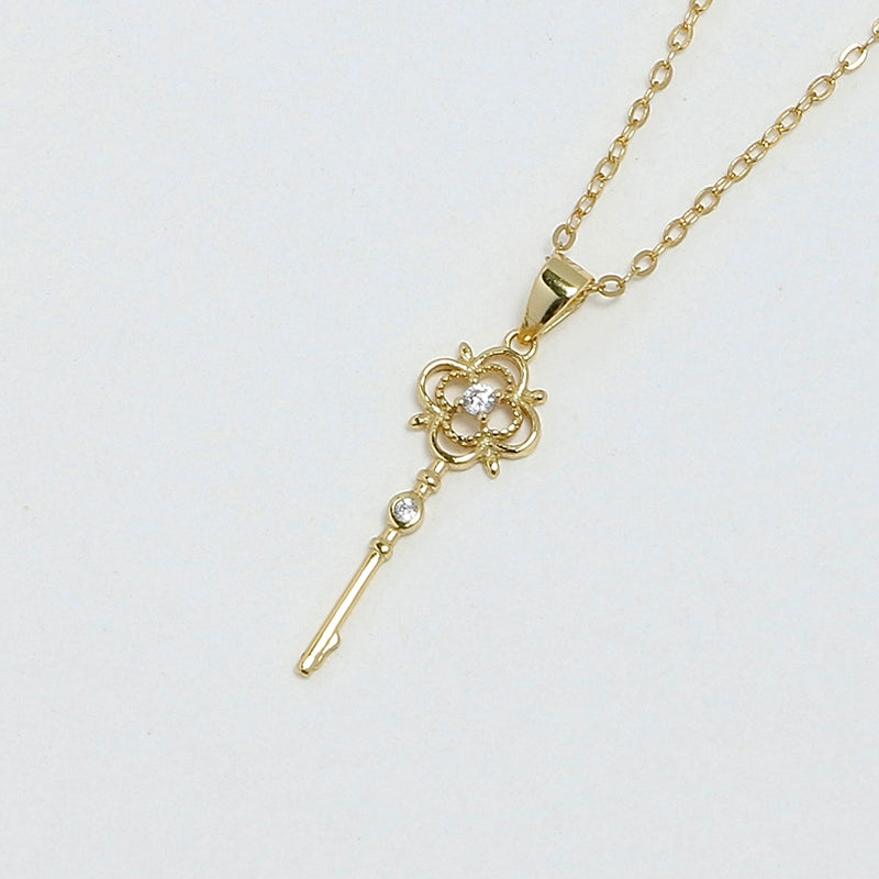 S925 Sterling Silver Vintage Key Pendant Necklace