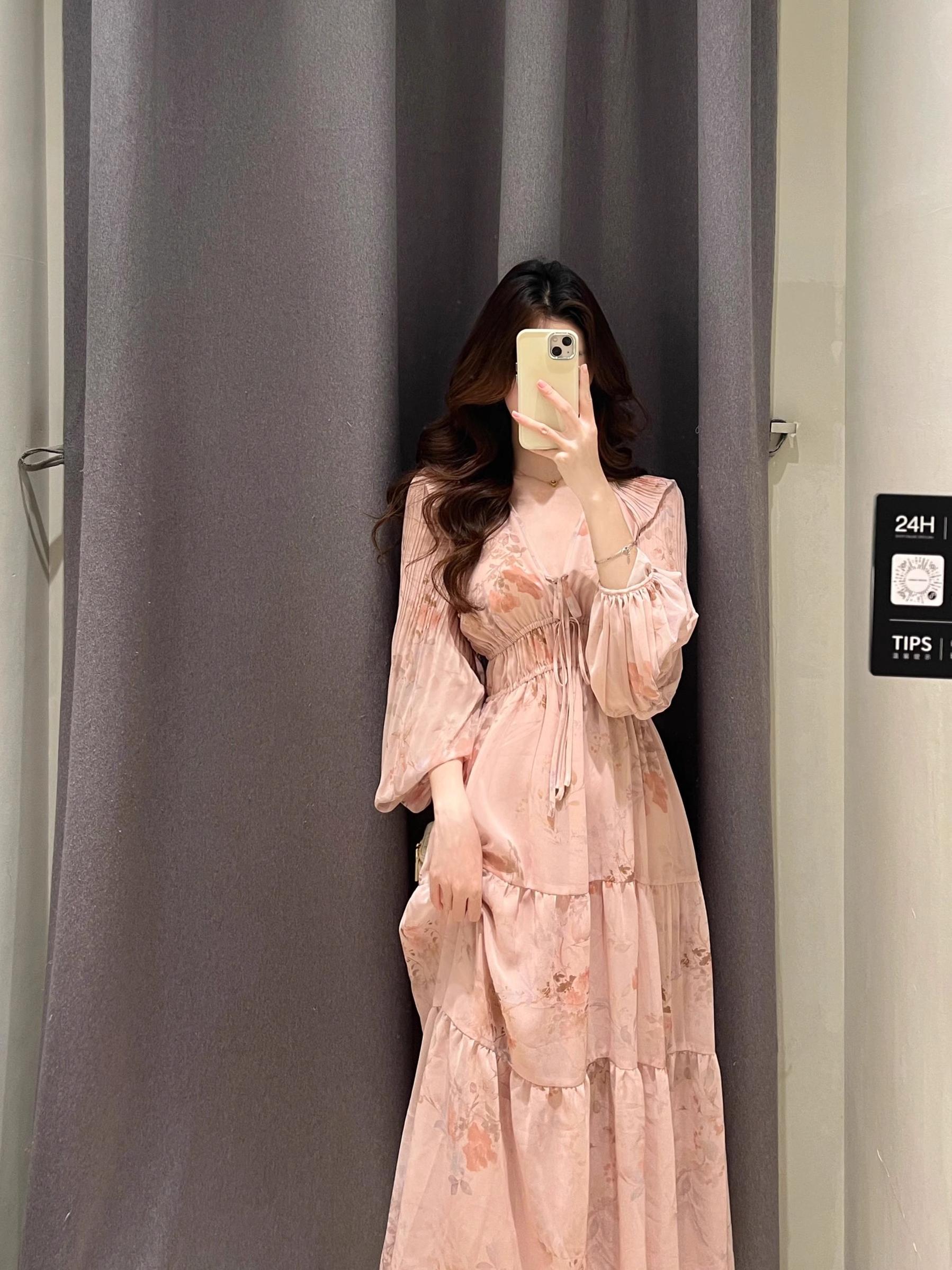 French Pink Floral Long Sleeve Maxi Dress – Elegant V-Neck Plus Size Fairycore Gown gunne sax vintage dress
