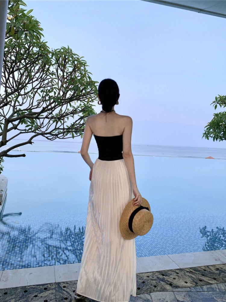 Off-Shoulder Pleated Maxi Dress – Elegant Flowing Summer Outfit