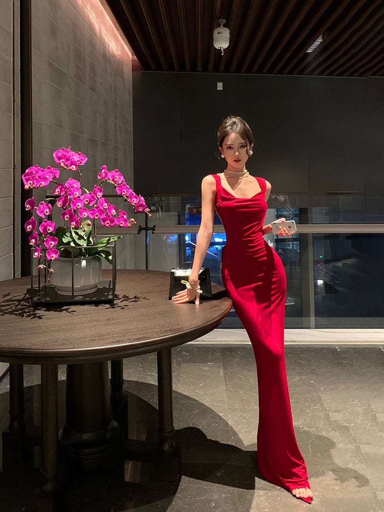 Red Bow Backless Maxi Dress – Christmas & Birthday Party Showstopper