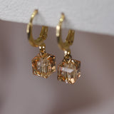 Aurora Cube Crystal Earrings champagne