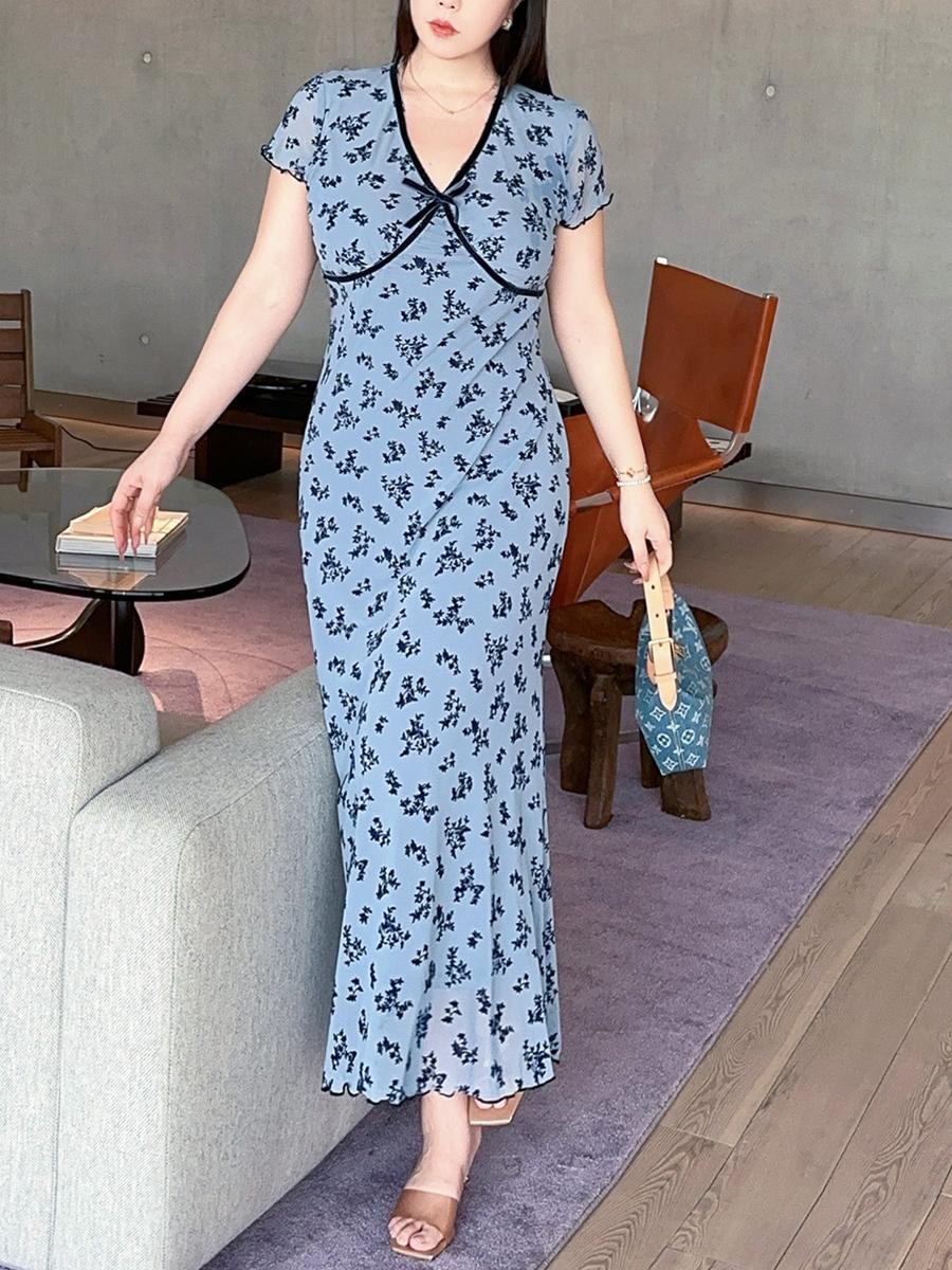 Blue Floral V-Neck Dress Plus-Size