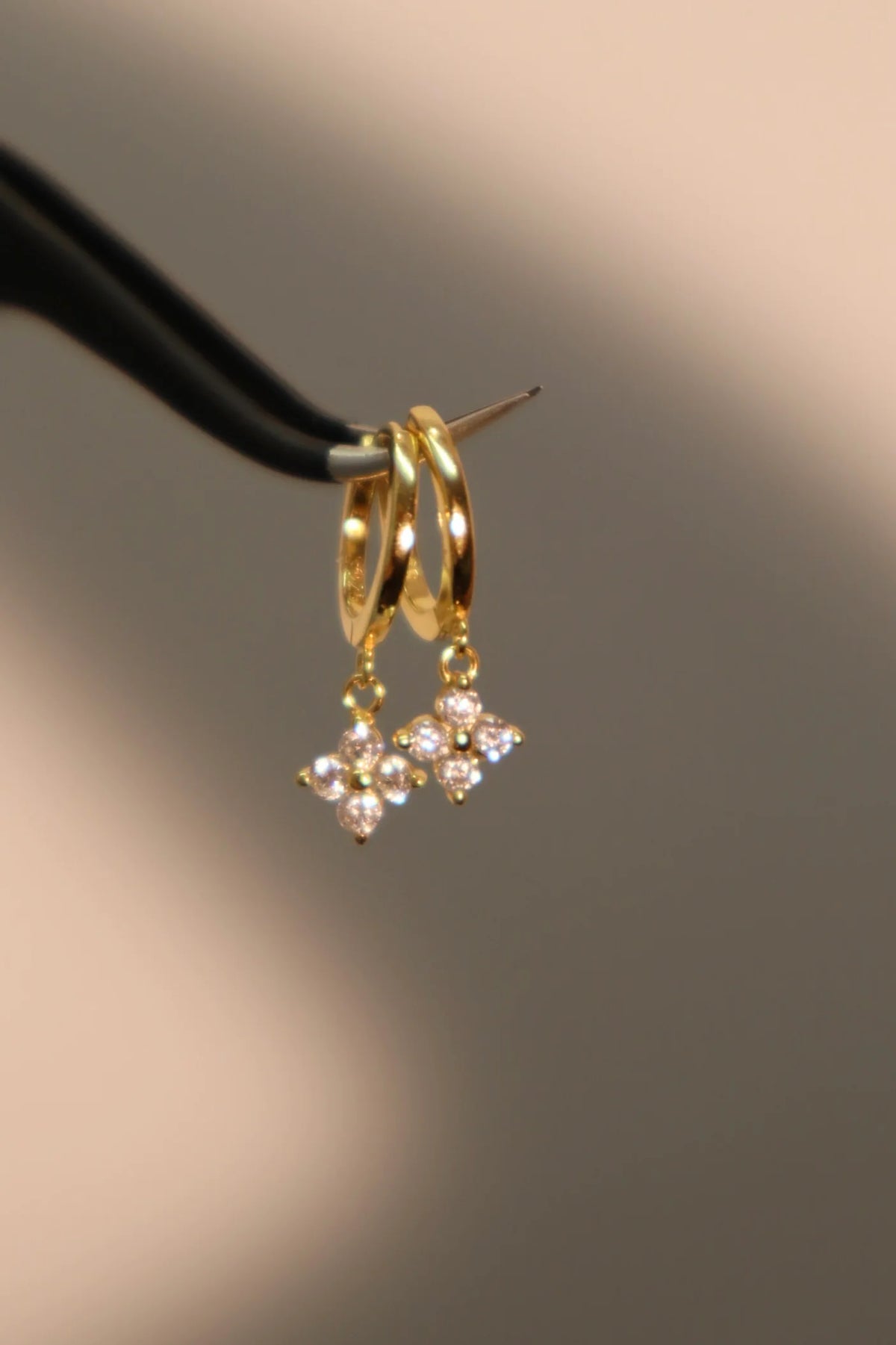 Lucky Clover Dainty Earring